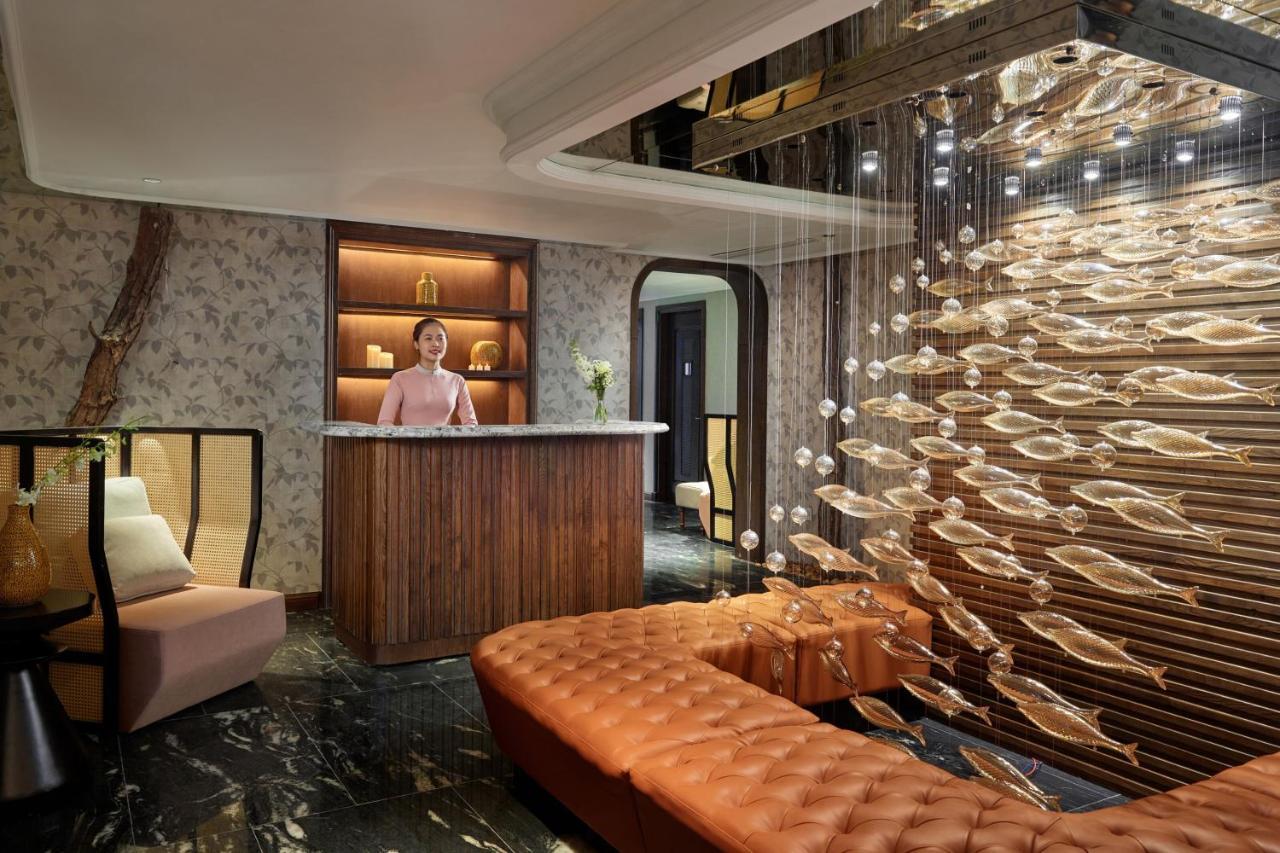 Peridot Grand Luxury Boutique Hotel Hanoi Kültér fotó The lobby of the hotel