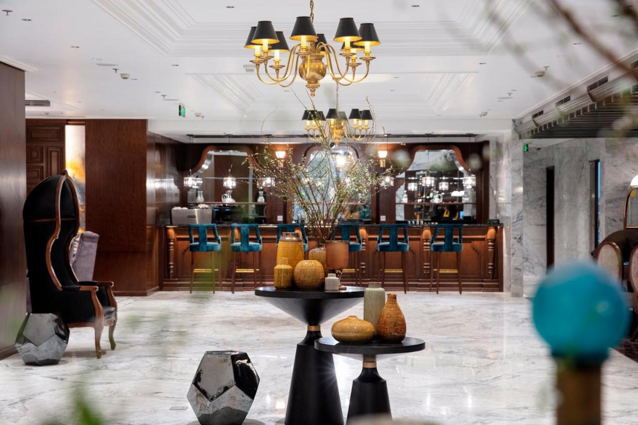 Peridot Grand Luxury Boutique Hotel Hanoi Kültér fotó Lobby
